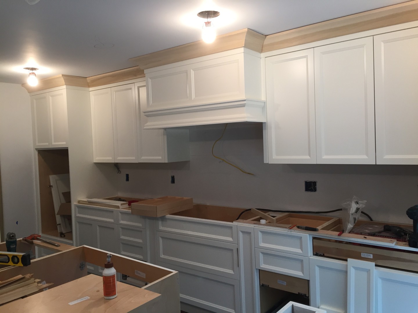 Kitchen Cabinets Crown Molding